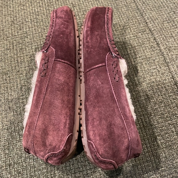 Nuknuuk plum color suede moccasins (sz 8) - Picture 3 of 8
